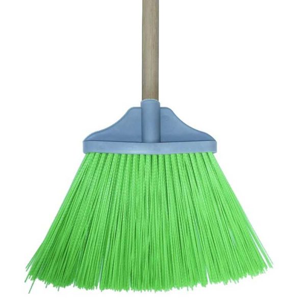 escoba-para-establo-de-fibra-grande-con-palo-de-madera