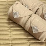 juego-de-mantilla-con-brillantes-orejeras-vendas